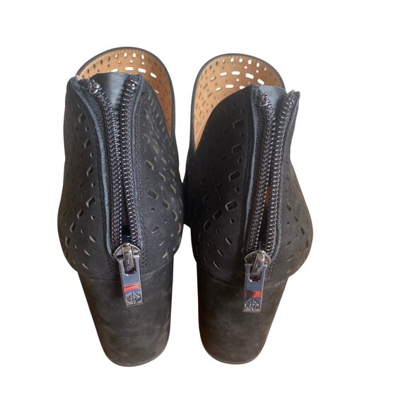 Antonio Melani Cliffer Black Peep Toe Suede Booties 9M New - Picture 13 of 14